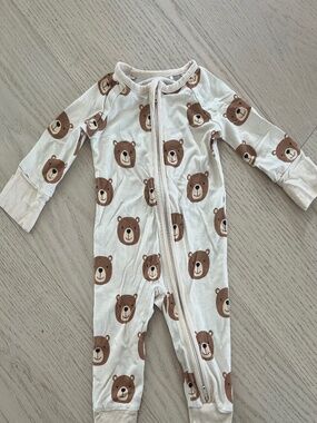 MIOZING Newborn Bamboo Bear Zip Sleeper